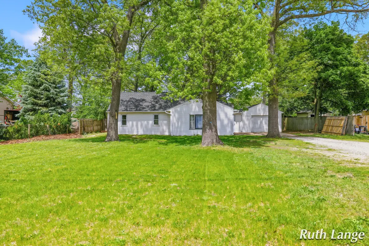 1640 Mclaughlin Avenue, Muskegon, MI 49442 - #1