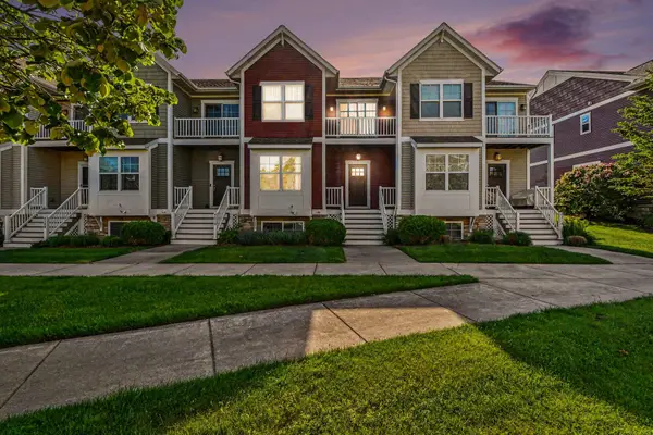 4312 St Annes Avenue Se #12, Kentwood, MI 49512