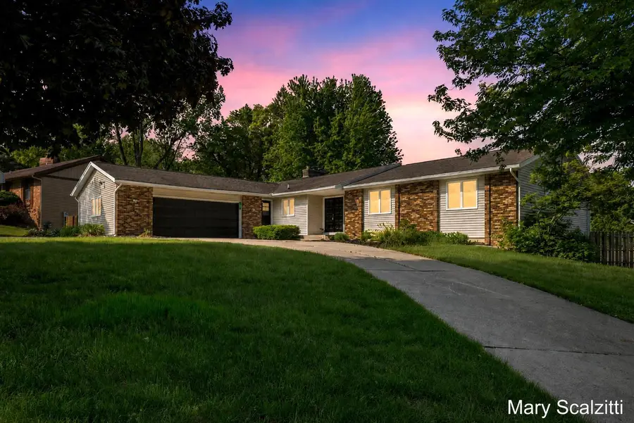 2650 Oldepointe Drive Ne, Grand Rapids, MI 49525 - #2