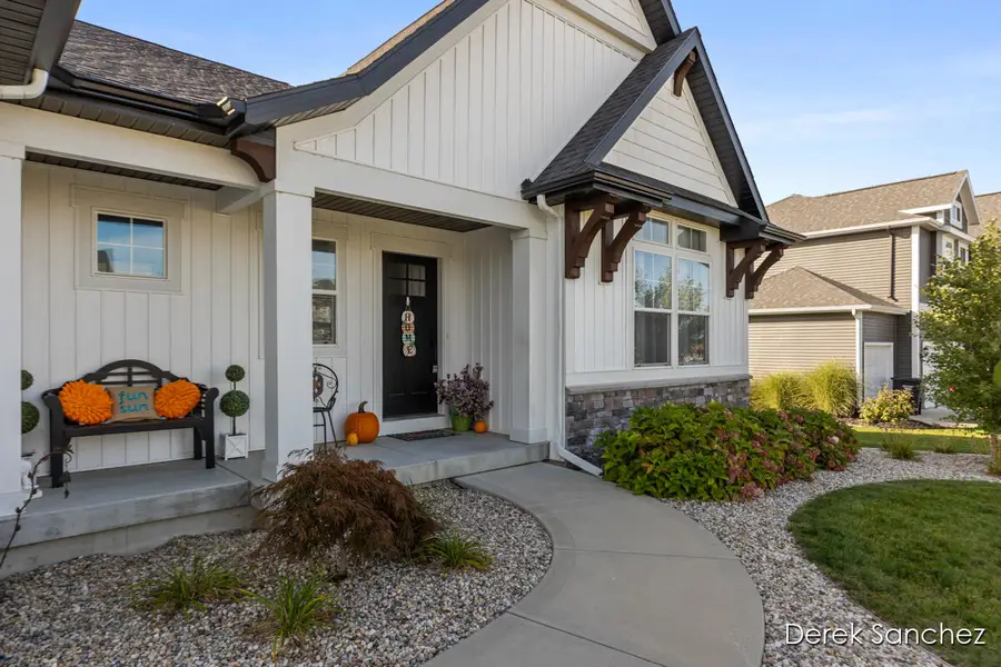 3221 Rocaway Drive, Hudsonville, MI 49426 - #2