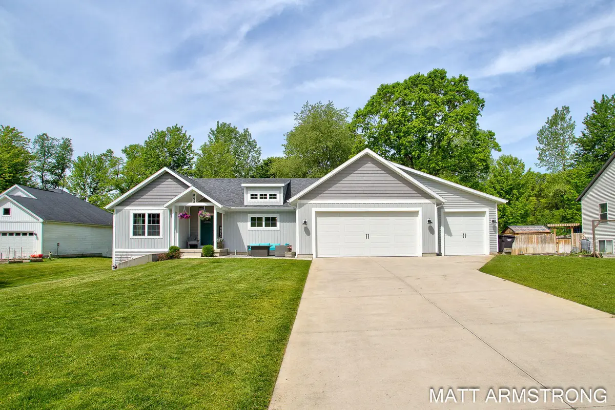 4072 Ronalds Road, Dorr, MI 49323 - #1