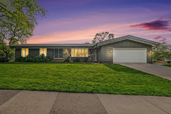 3925 Chamberlain Avenue Se, Grand Rapids, MI 49508