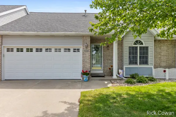 11286 Blue Heron Parkway #24, Holland, MI 49424