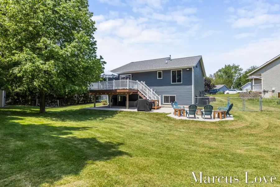 466 Madison Court Se, Kentwood, MI 49548 - #3
