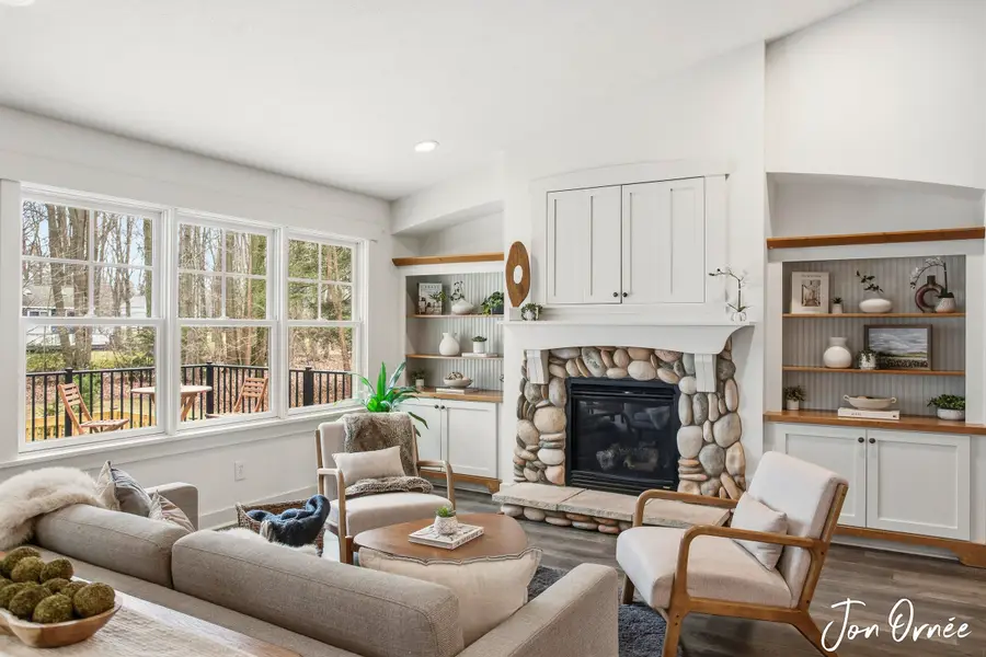 3359 Gaslight Ln, Saugatuck, MI 49453 - #2