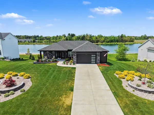 9351 Shoreway Drive, West Olive, MI 49460