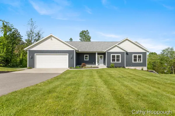 7192 Morrison Lake Road, Saranac, MI 48881