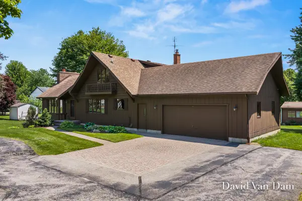 1050 64th Street Sw, Byron Center, MI 49315