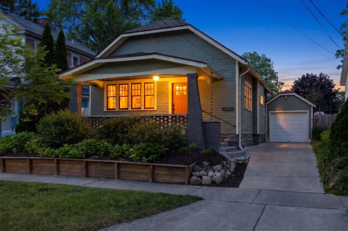 1950 Lafayette Avenue Ne, Grand Rapids, MI 49505 - #1