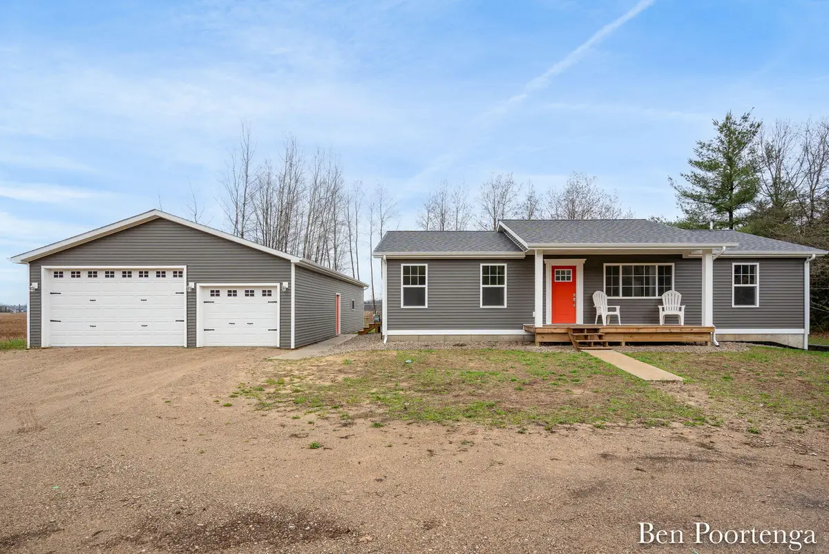 18351 W Hc-edmore Road, Howard City, MI 49329 - #1