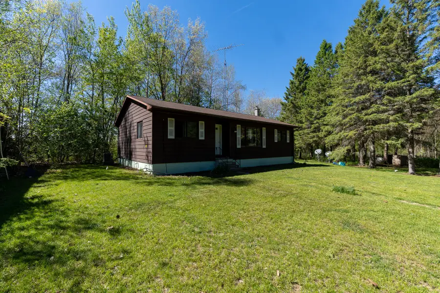 1583 N Dennis Road, Ludington, MI 49431 - #2