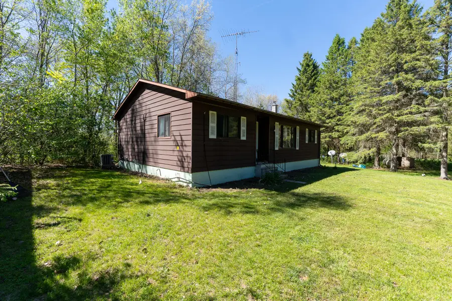 1583 N Dennis Road, Ludington, MI 49431 - #3