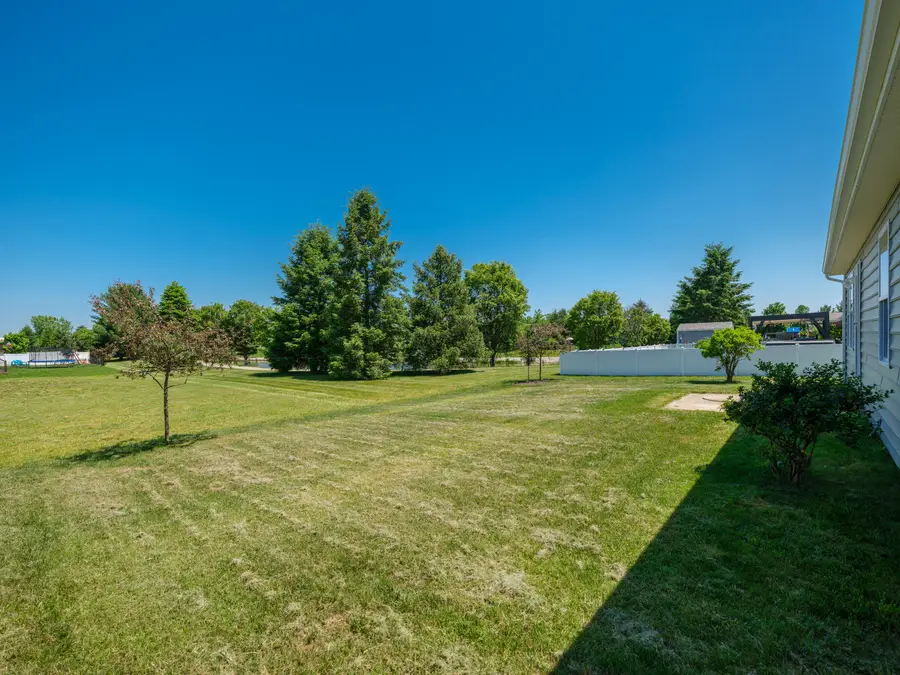 1108 Gardner Pond Lane, Vicksburg, MI 49097 - #3