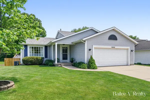 1660 Simmons Avenue Ne, Grand Rapids, MI 49505