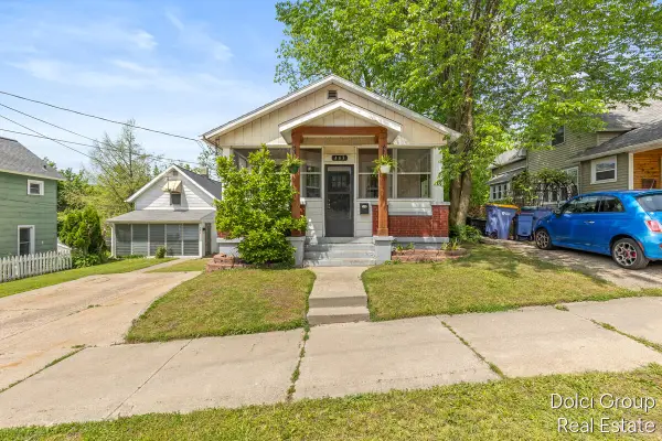 443 Cedar Street Ne, Grand Rapids, MI 49503