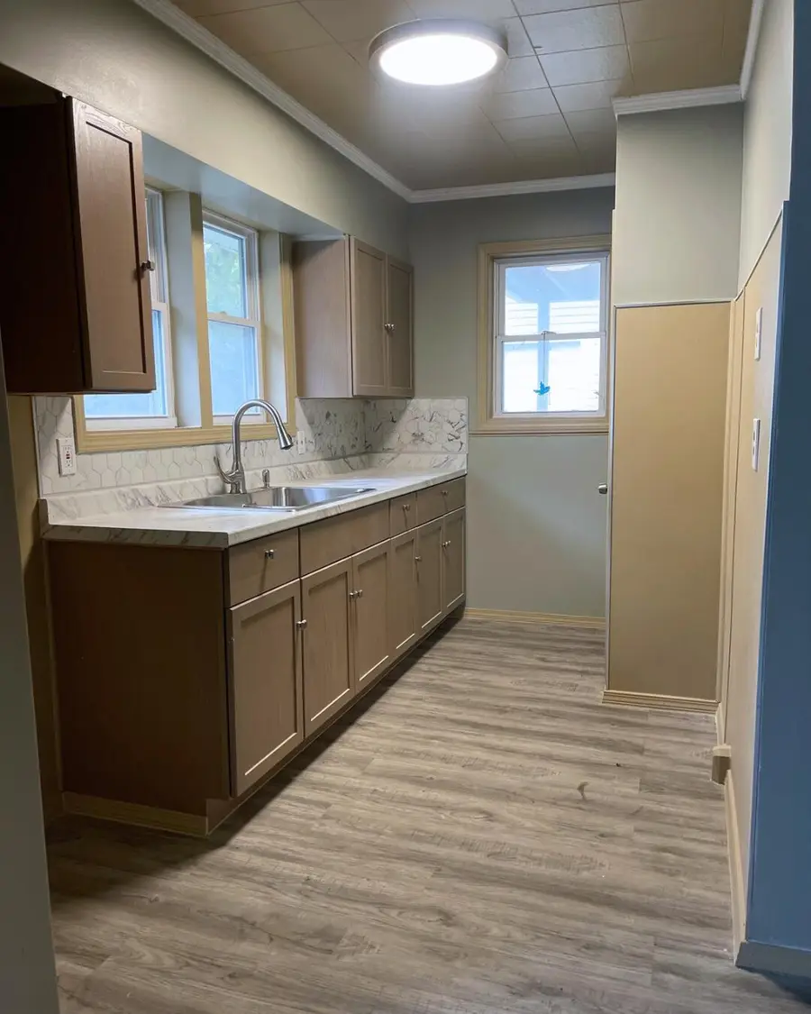 960 Mann Avenue, Flint, MI 48503 - #2