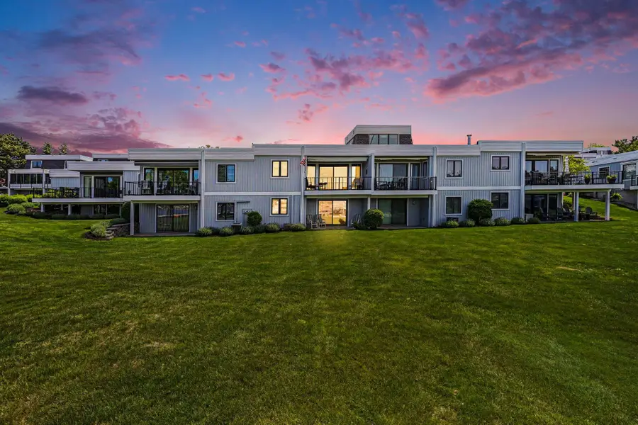 415 Sandpiper Drive, Grand Haven, MI 49417 - #3