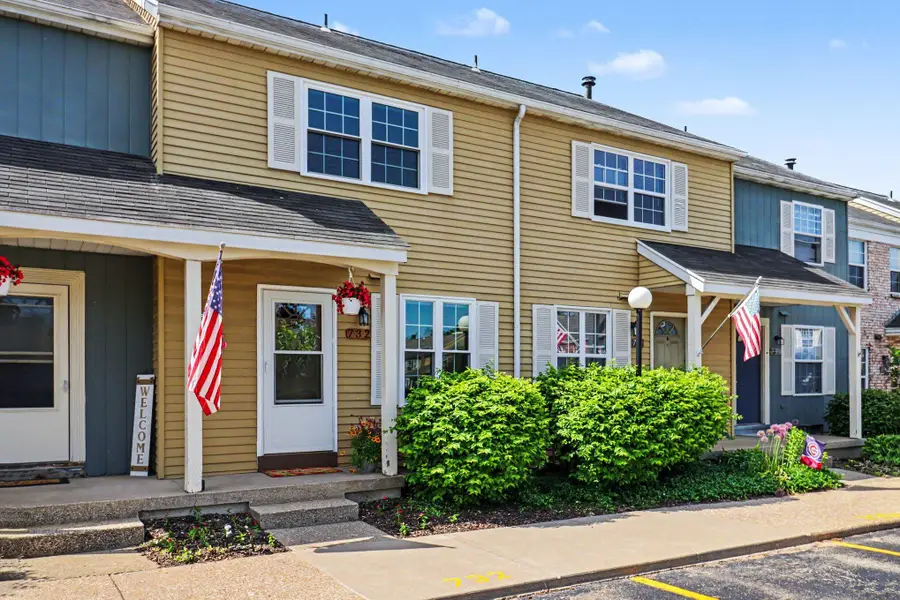732 Pinckney Court, Comstock Park, MI 49321 - #3