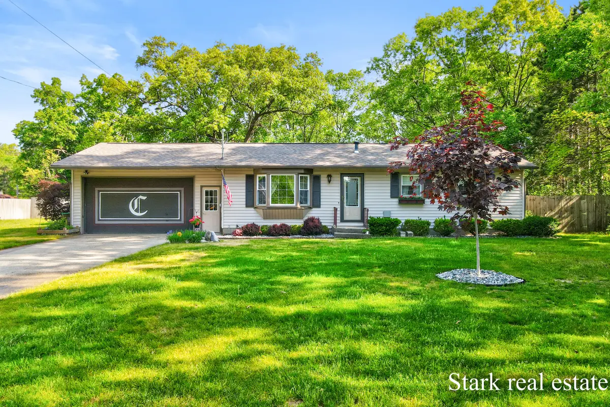 1290 Cardinal Circle Drive, Muskegon, MI 49445 - #1