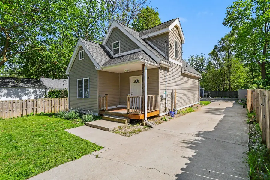 2315 Stevens Avenue, Kalamazoo, MI 49008 - #3