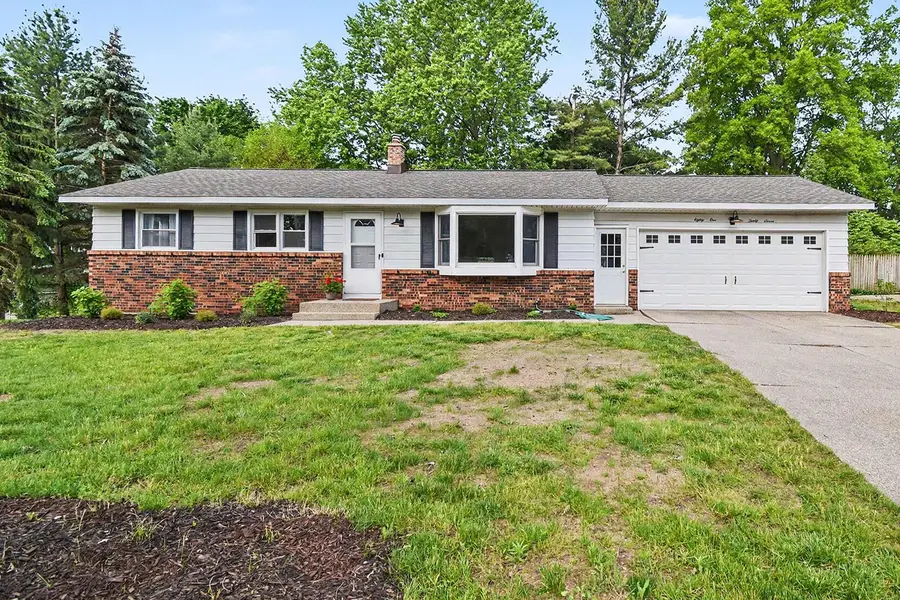 8137 Hearthway Avenue, Jenison, MI 49428 - #2