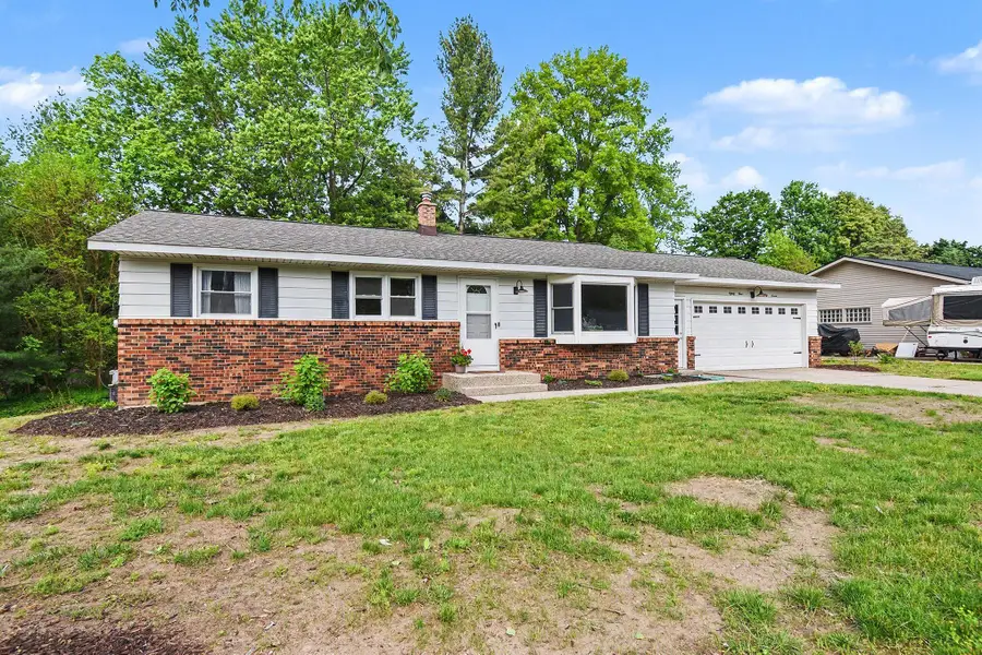 8137 Hearthway Avenue, Jenison, MI 49428 - #3