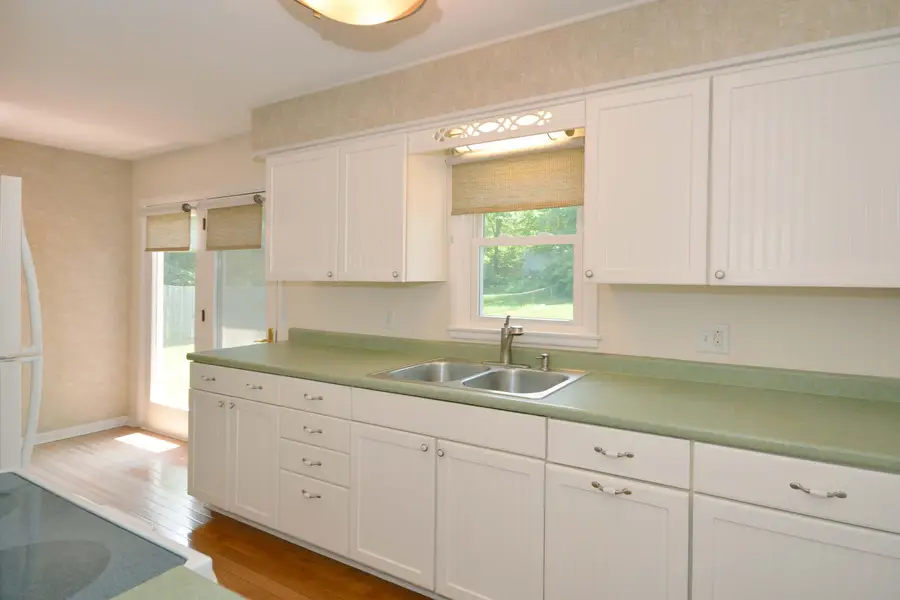 3613 Ottawa Avenue, Kalamazoo, MI 49006 - #3