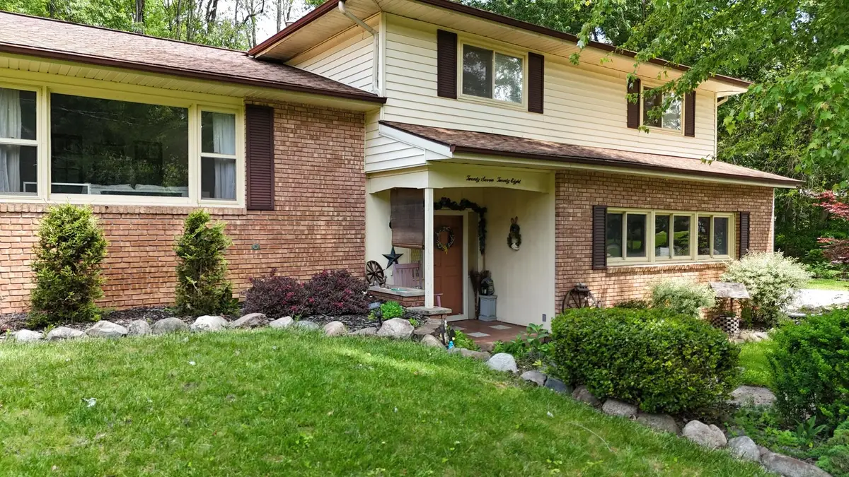 2728 Forest Lake Drive, Jackson, MI 49203 - #1