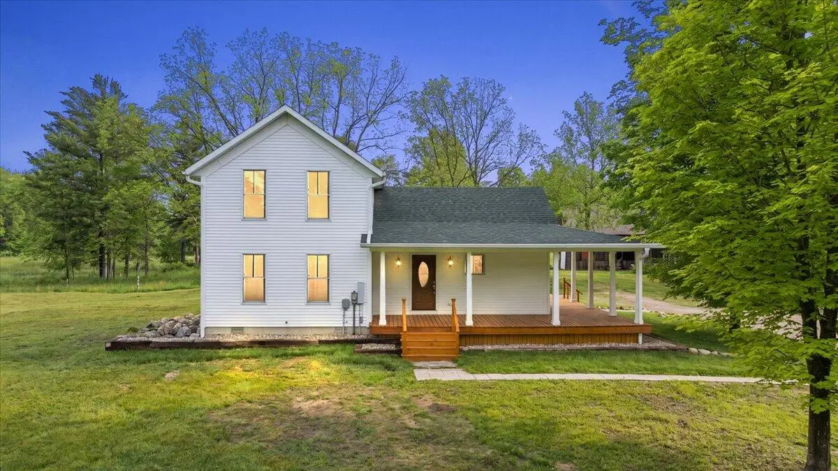 48882 8th Avenue, Grand Junction, MI 49056 - #1
