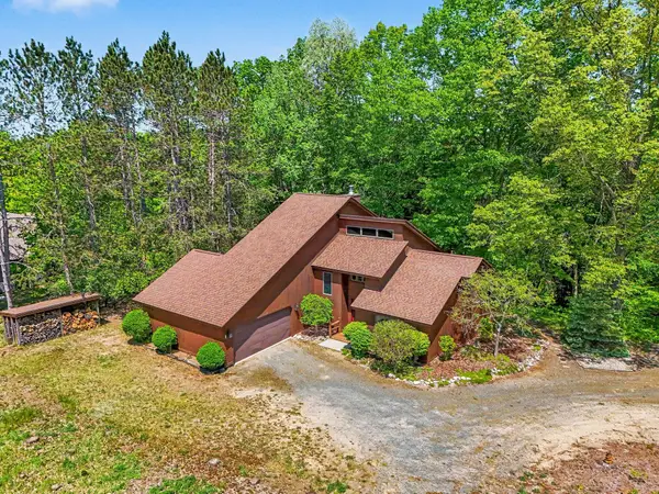 780 E Conrad Road, Scottville, MI 49454