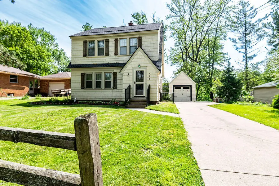 428 Charlotte Avenue Nw, Grand Rapids, MI 49504 - #3