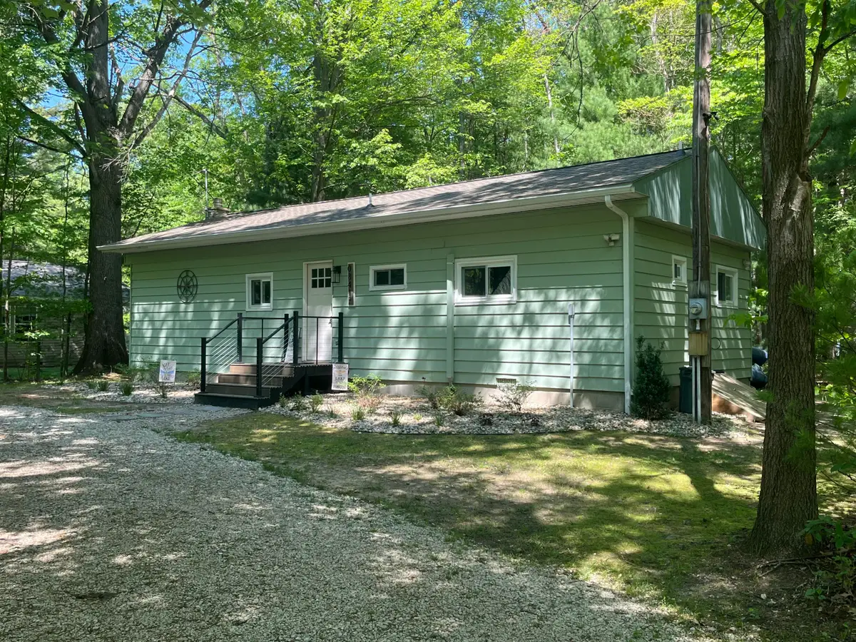 8417 W Shore Drive, Grand Junction, MI 49056 - #1