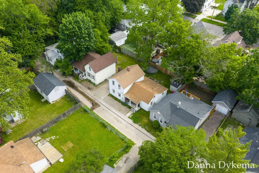 1236 Wieland Place Nw, Grand Rapids, MI 49504 - #3