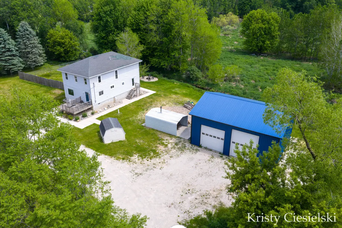 2162 S Stone Road, Fremont, MI 49412 - #1