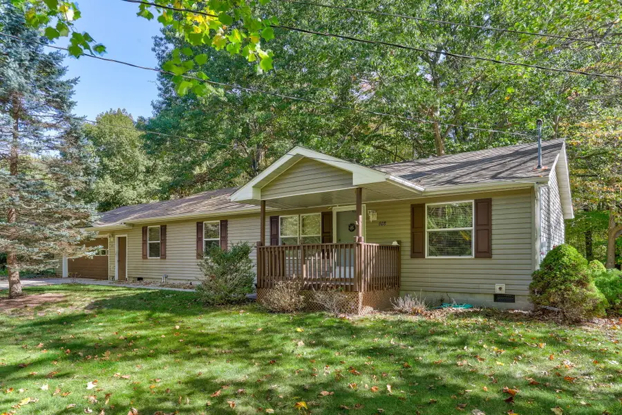 608 Kentucky Avenue, South Haven, MI 49090 - #3
