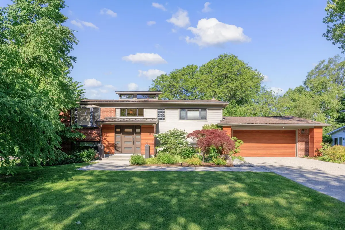 2694 Brady Drive, Bloomfield Hills, MI 48304 - #1