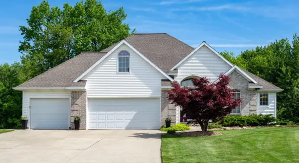 3521 Sunrise Lane Nw, Grand Rapids, MI 49534