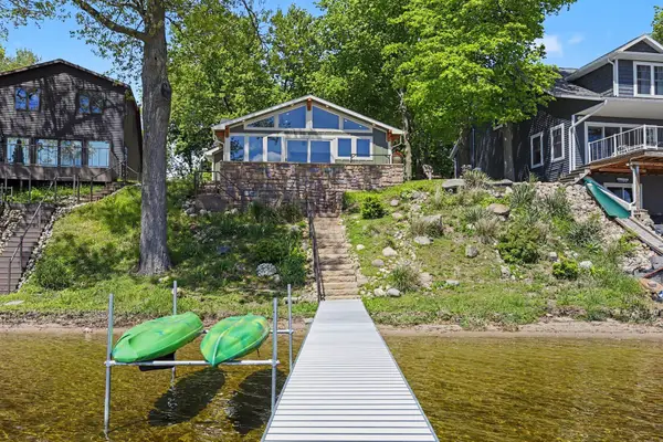 527 Crystal Beach Drive, Coldwater, MI 49036