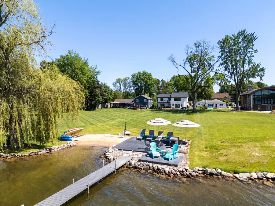 7611 S Indian Lake Drive, Vicksburg, MI 49097 - #3