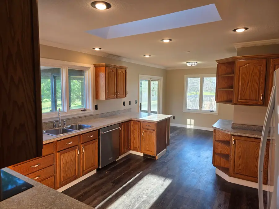 2021 W Pine River Road, Breckenridge, MI 48615 - #3
