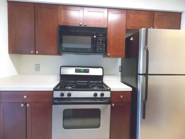 125 Fieldcrest Street #102, Ann Arbor, MI 48103