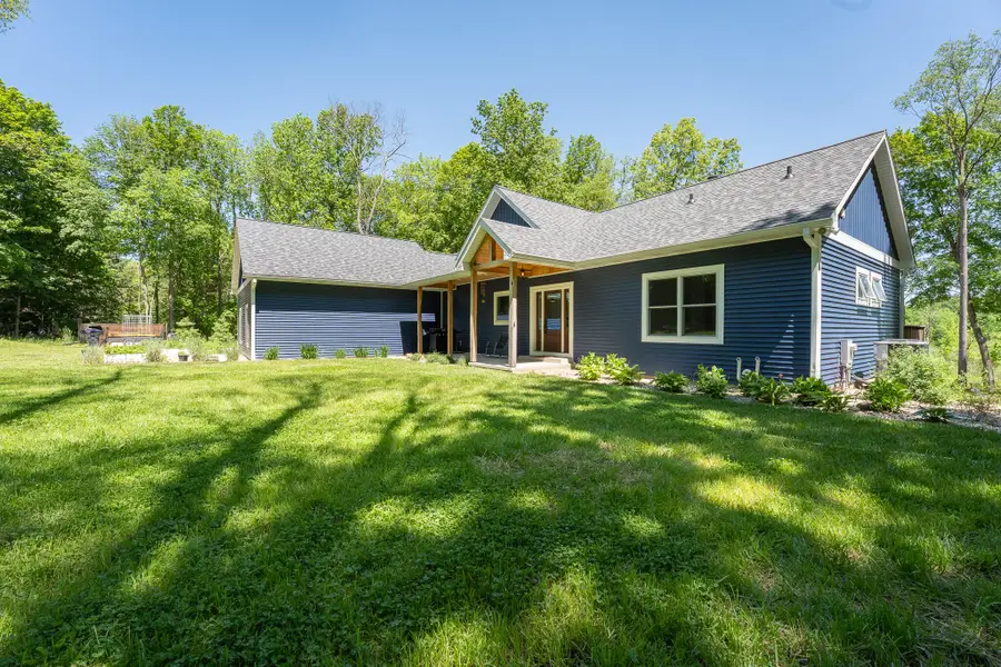 9777 N 16th Street, Plainwell, MI 49080 - #2