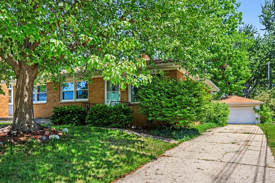 2117 Edwin Place, Lansing, MI 48911 - #3