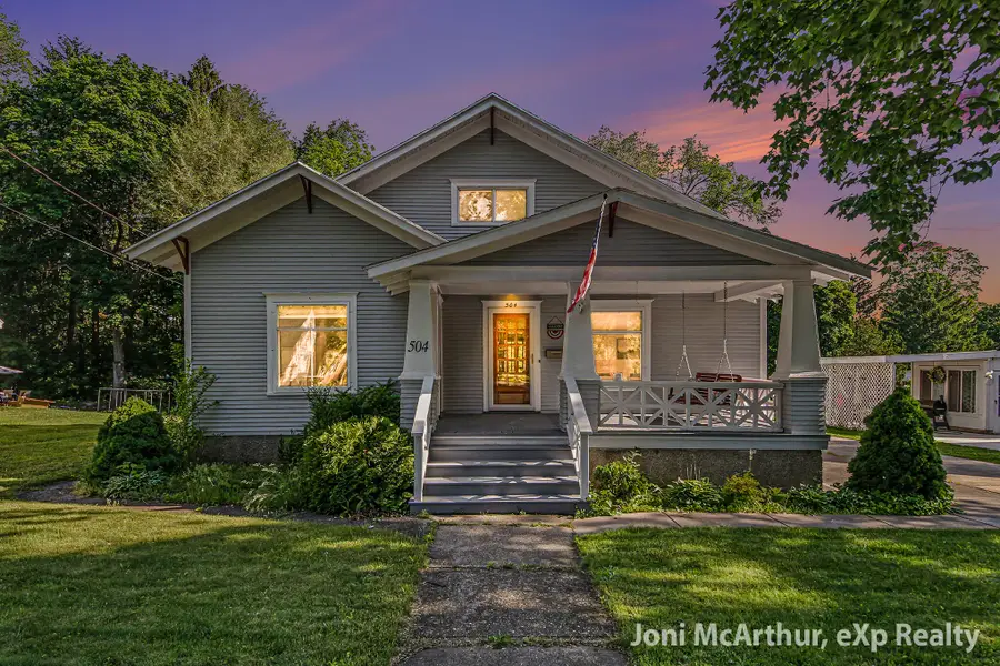 504 W Grove Street, Greenville, MI 48838 - #2