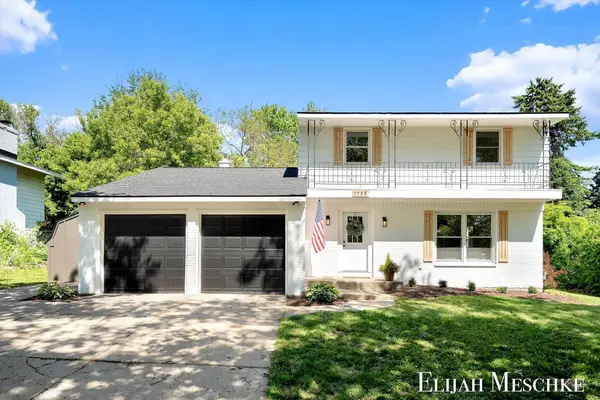 1738 Auburn Avenue Ne, Grand Rapids, MI 49505