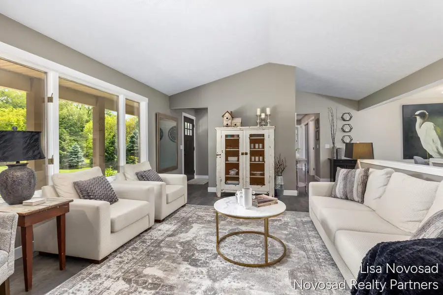 9865 Bergy Avenue Se, Alto, MI 49302 - #3