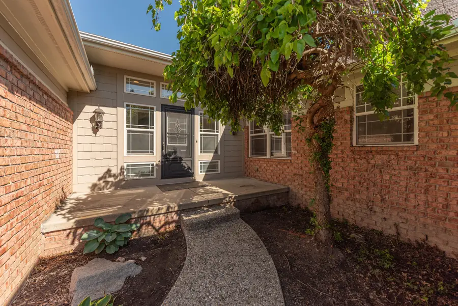 2243 Old Falls Drive, Ann Arbor, MI 48103 - #2