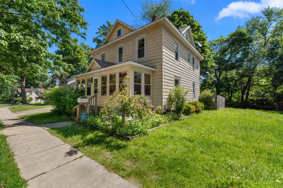 119 S Manning Street, Hillsdale, MI 49242 - #2