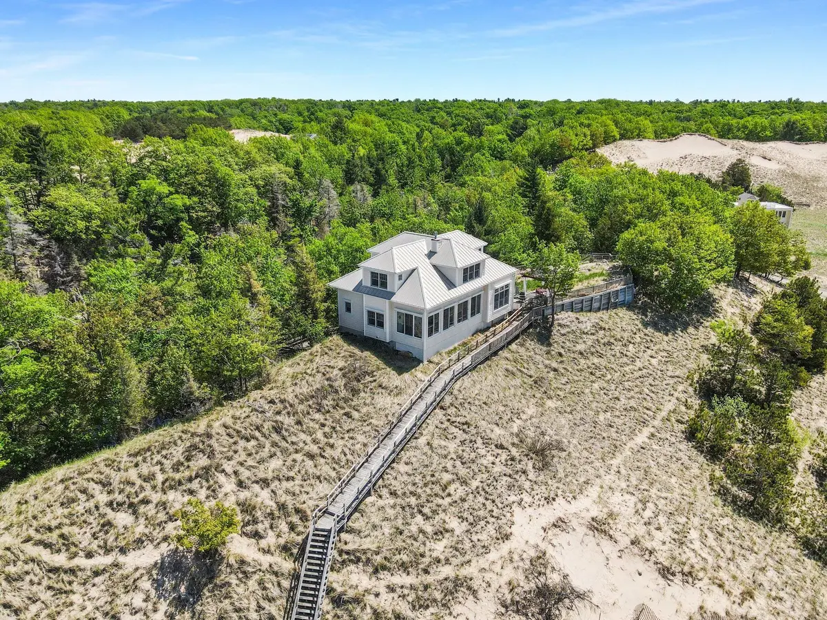 34 Lost Lake Drive, Montague, MI 49437 - #1