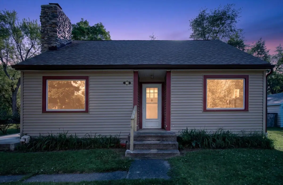 868 Woodbine Boulevard, Jackson, MI 49203 - #1